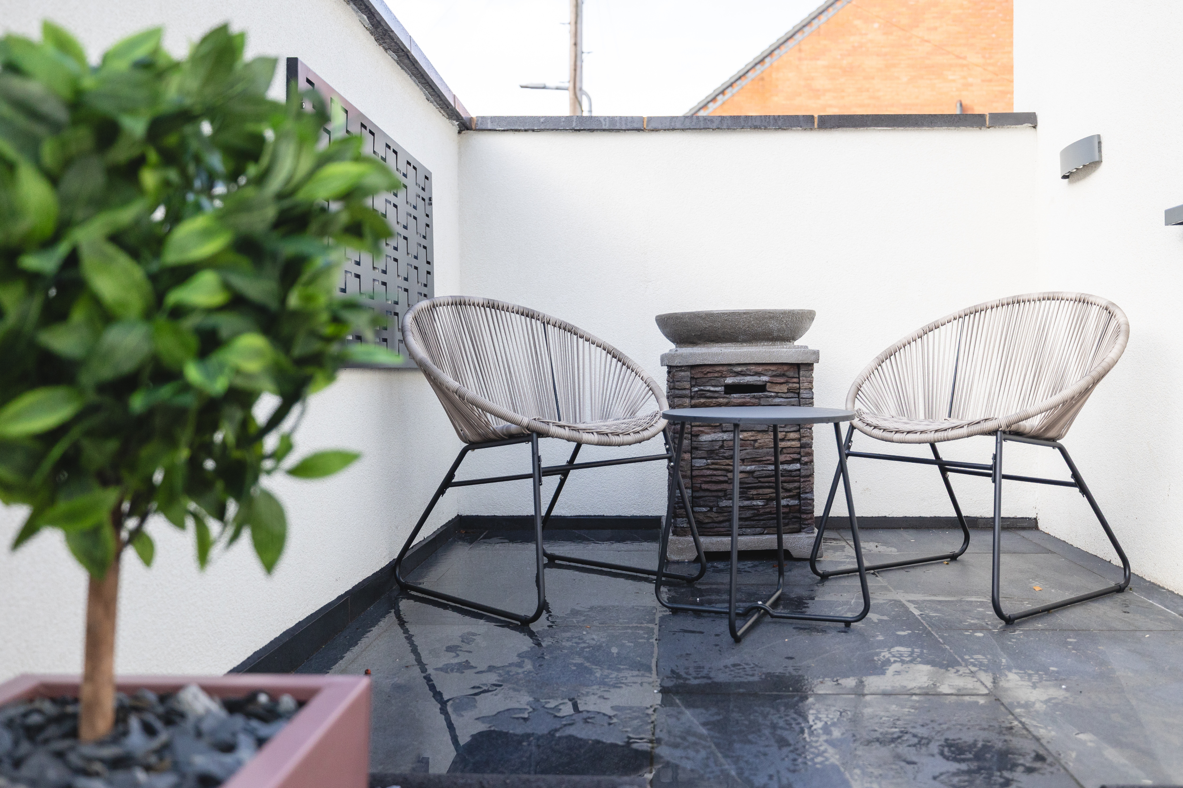 The Courtyard Retreat - Luxury Suite Interior